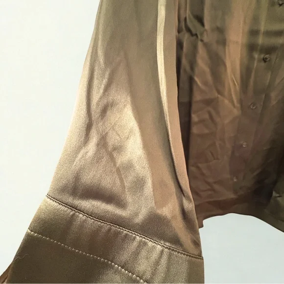 Silk Olive Green Blouse - Banana Republic NWT - Picture 3 of 4